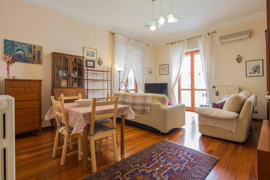Charming In The Centre Of Apartamento